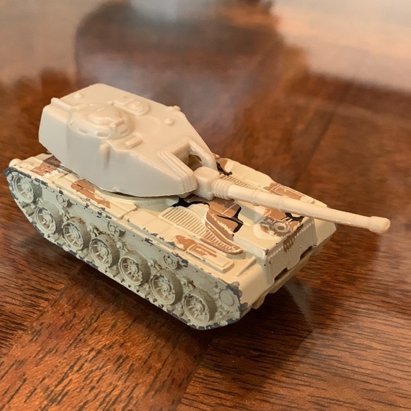1974 Hot Wheels Military Army Tank Camouflage Camo War Metal Hotwheels vintage - Picture 1 of 7